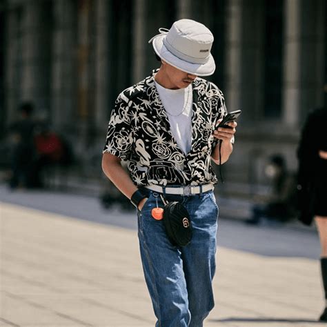 bucket hat outfits men.